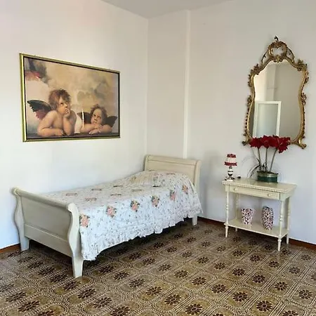 Appartamento Casa Di Luisa *